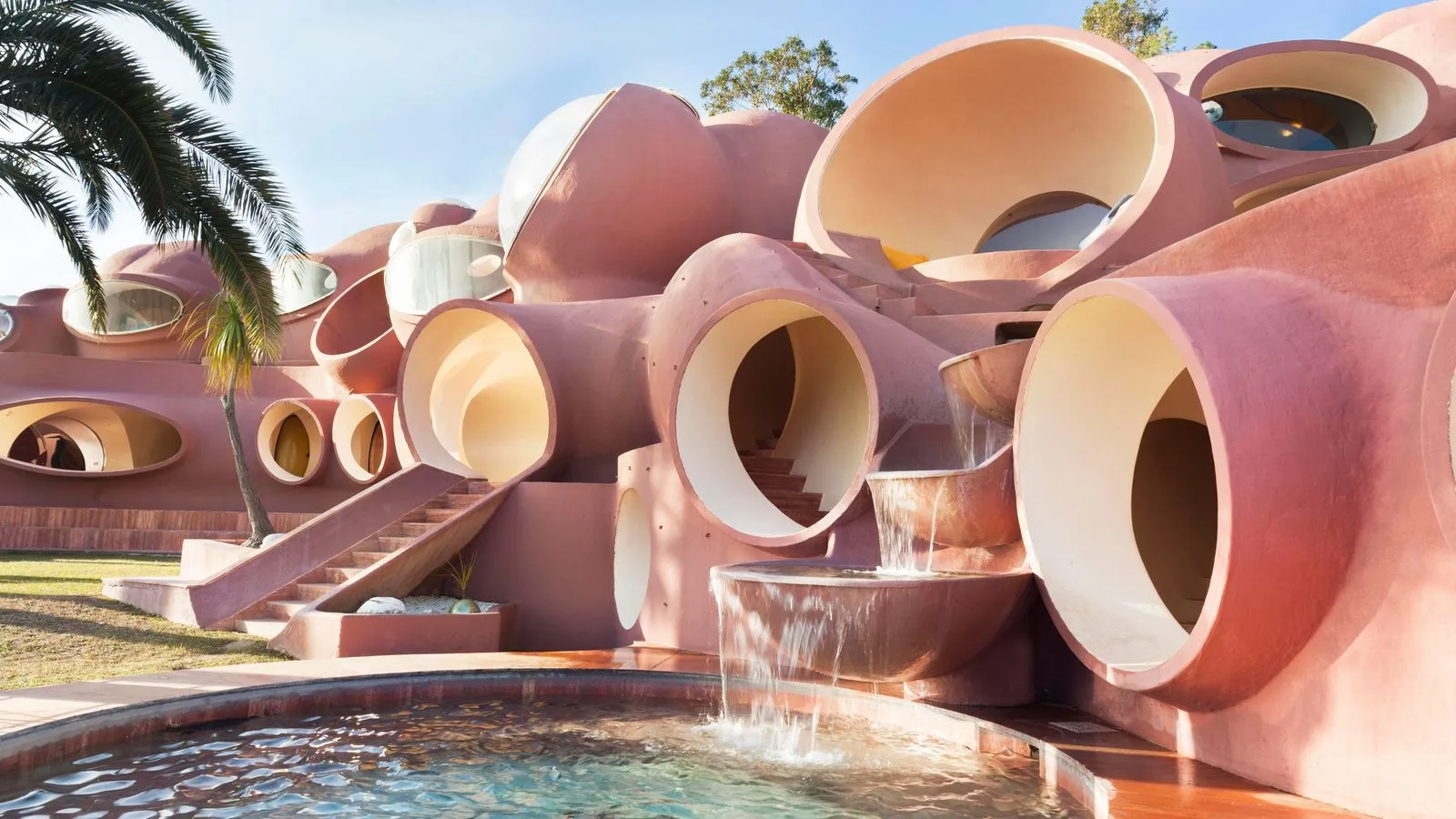 Le Palais Bulles gallery 2